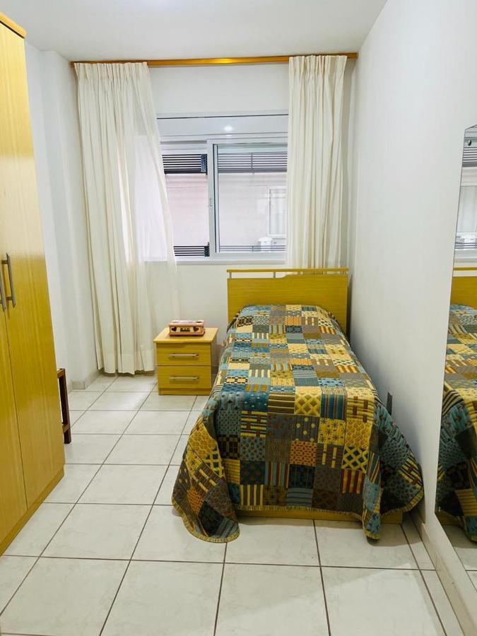 شقة Avenida Atlantica, Beira Mar, Pe Na Areia Balneário Camboriú المظهر الخارجي الصورة